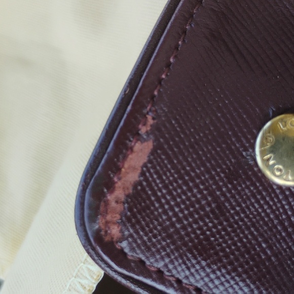 LV Cherry Monogram Mini Lin Key Holder - Picture 9 of 11